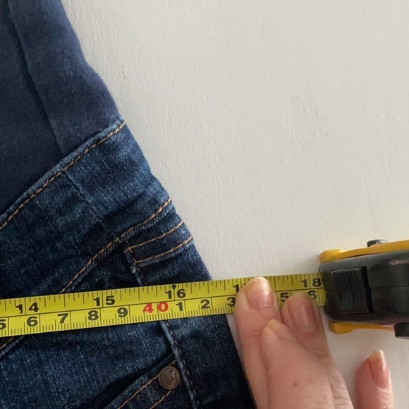 Thyme Maternity Jeans (hip measurements 32”) - Picture 9 of 10